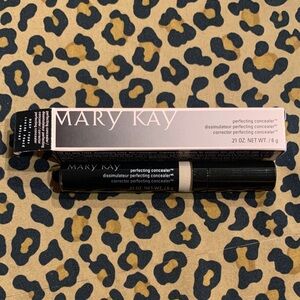 Mary Kay Perfecting Concealer - Deep Ivory